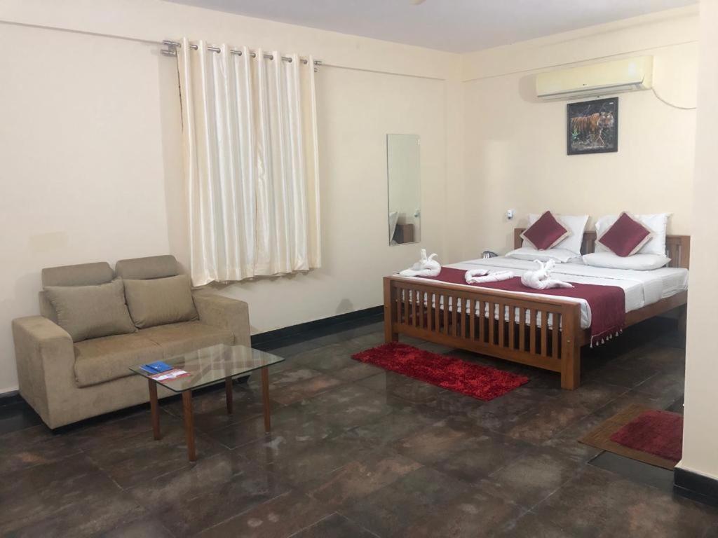 Kstdc Hotel Mayura Pavithra Yediyur Kunigal المظهر الخارجي الصورة