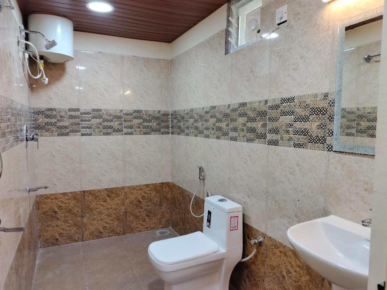 Kstdc Hotel Mayura Pavithra Yediyur Kunigal المظهر الخارجي الصورة